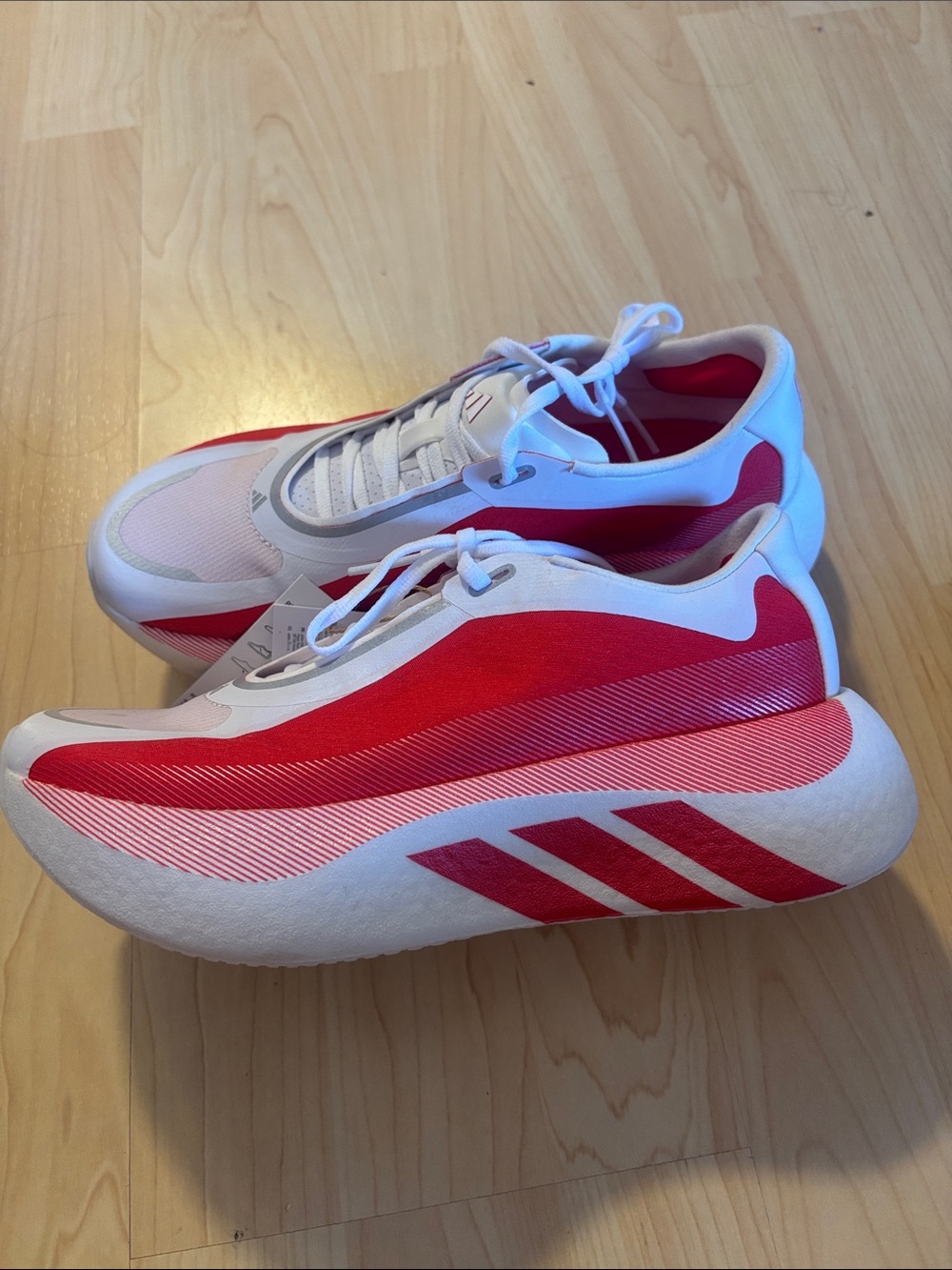 HYPERBOOST EDGE RUNNING SHOES NWT